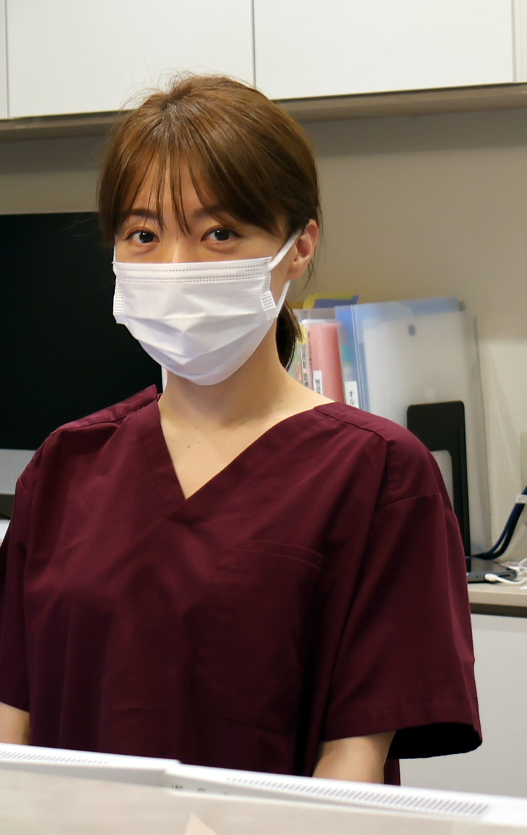 受付･検査補助先輩スタッフの写真
